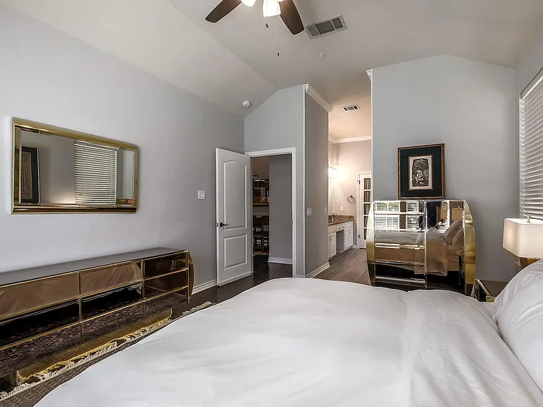 9935 Barbrook Dr — Photo 15