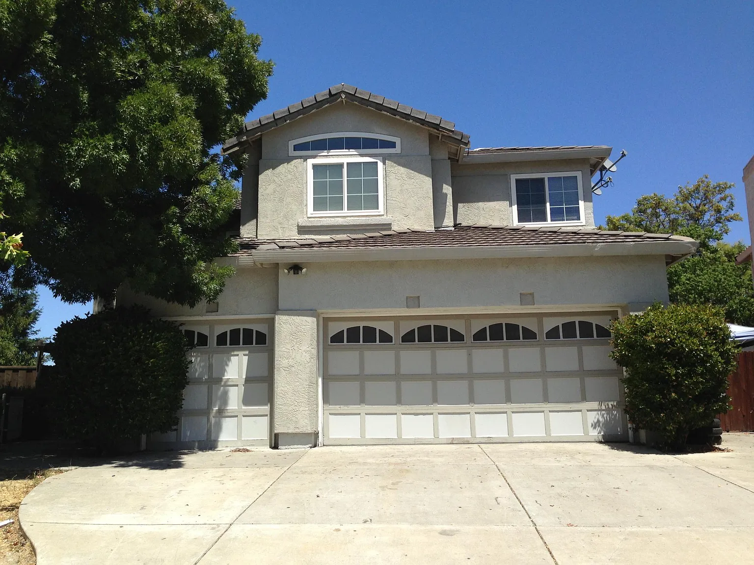 5045 Kushner Way photo 1