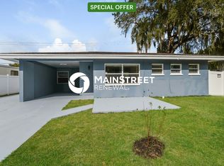 3665 Schwalbe Dr, Sarasota, FL 34235
