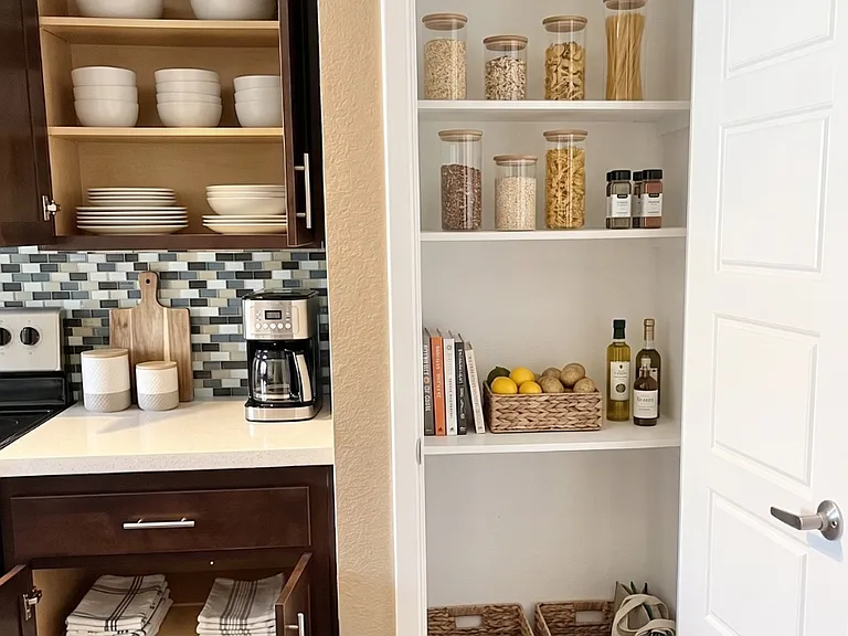 Melrose 36 Place — Photo 24