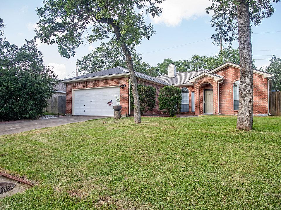 1st image of 730 Rolling Oaks Dr
