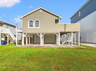 306 29th Ave. N, North Myrtle Beach, SC 29582