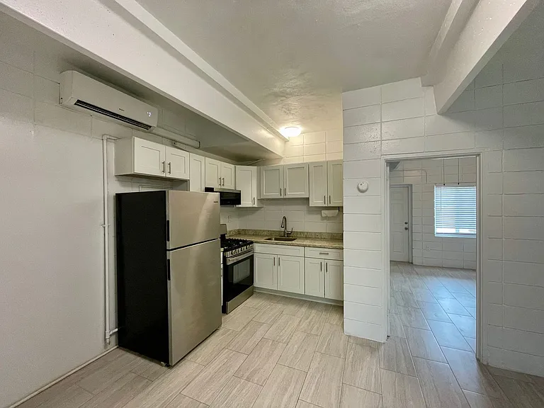 815 Washington St — Photo 27