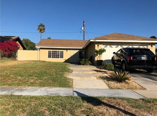 9835 Sycamore St, Fontana, CA 92335