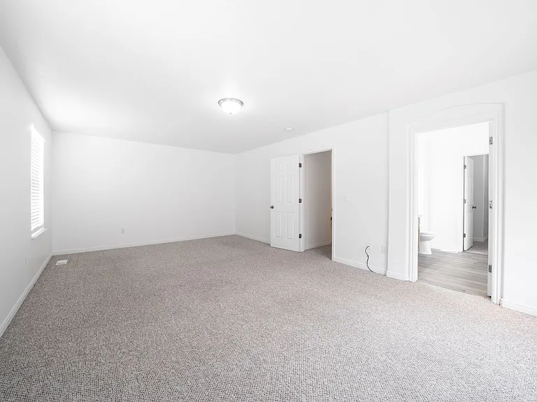 1162 S 1430 E — Photo 8