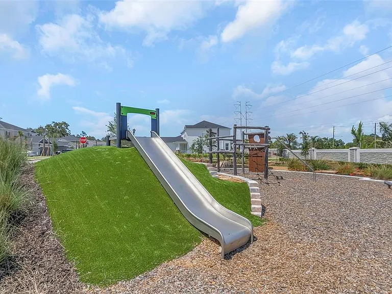 2676 Leafwing Ct — Photo 23
