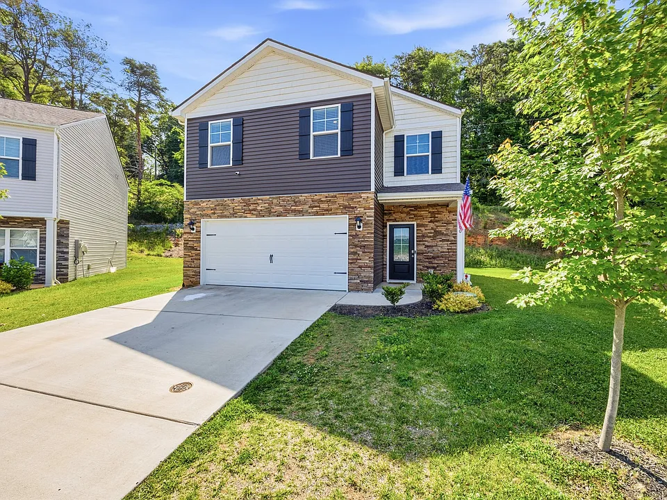 2900 Bogart Ln