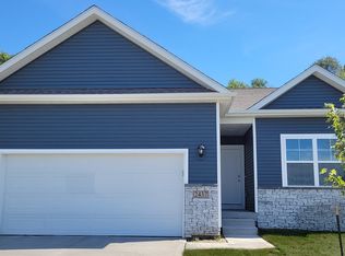 2605 Brook View Dr, Des Moines, IA 50317