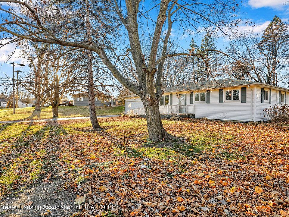 1st image of 1389 Mayfield Dr