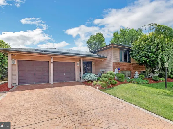 9 Bryant Rd, Turnersville, NJ 08012