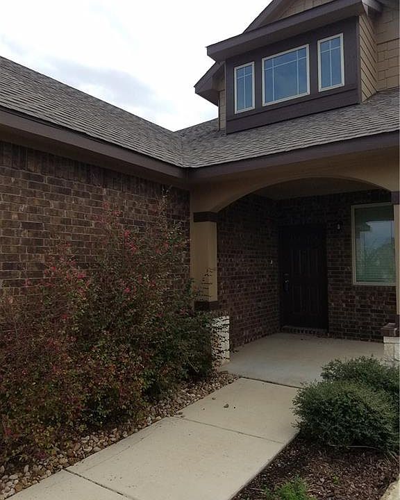 1st image of 201 Rock Bluff Ln
