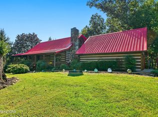 500 Blackberry Ridge Dr, Lenoir City, TN 37772