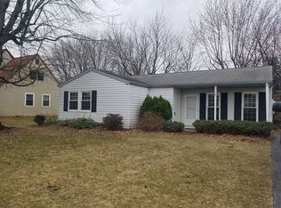 143 Huntley Dr, Harrisburg, PA 17112