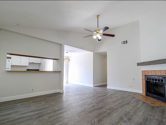 3rd image of 9815 Ardash Ln