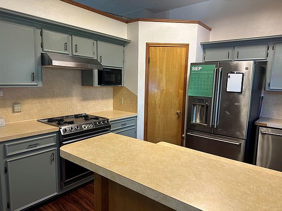 5th image of 9 Alexander Ct