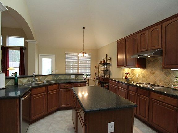 Island kitchen is a gourmet cook's dream!
