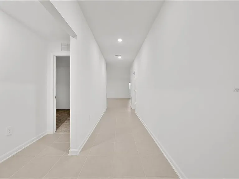 2398 McKinley Dr — Photo 3