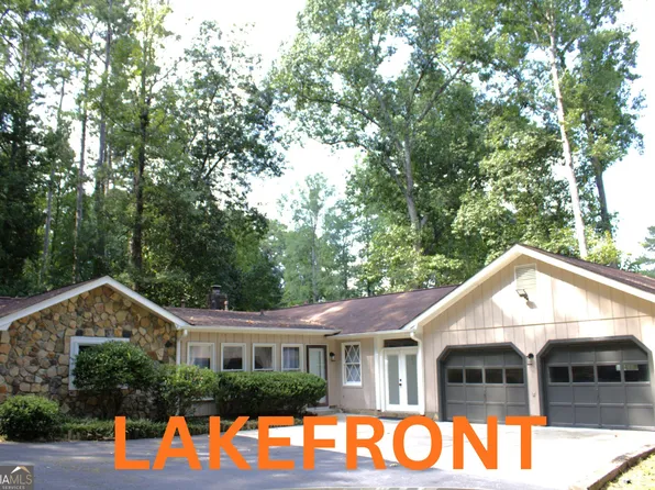 2996 Jodeco Dr, Jonesboro, GA 30236