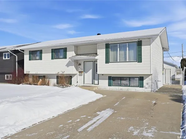 425 5th STREET S, Martensville, SK S0K 2T0
