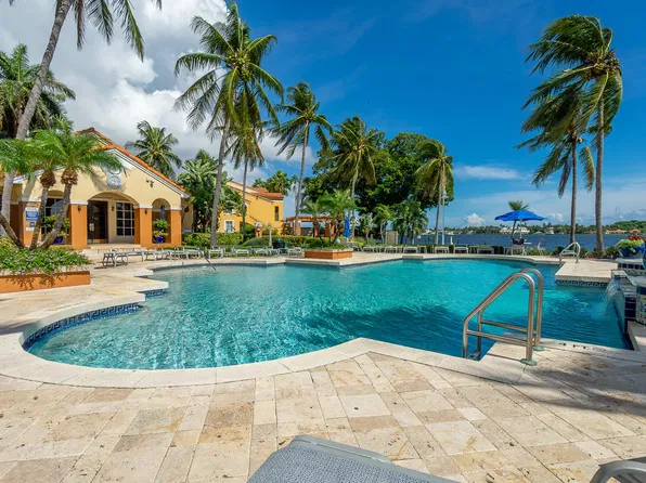 145 YACHT CLUB Way #109, Hypoluxo, FL 33462