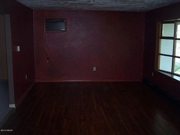 4th image of 2561 Saint Route Hwy #405