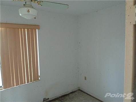 4th image of 1278 NW 9th Ave