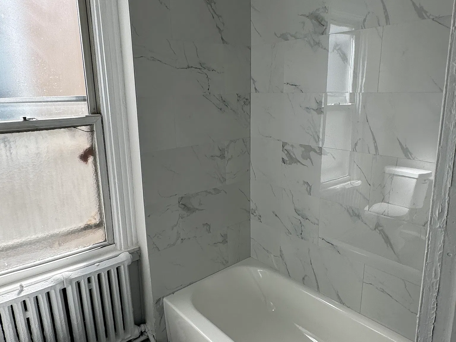 5 bed, 1103 sqft, $1,400 — Photo 4