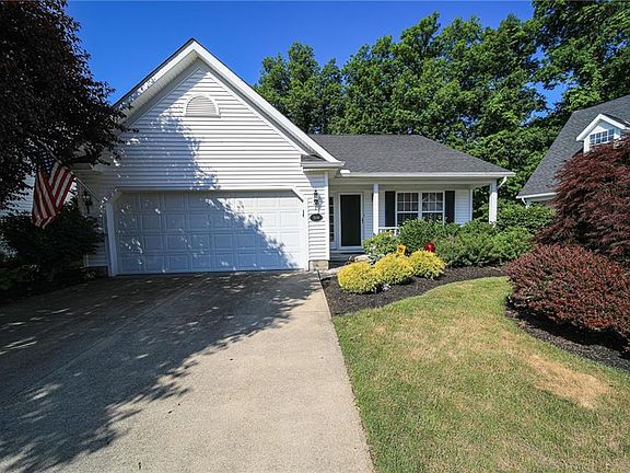 2nd image of 514 Jonquil Ln