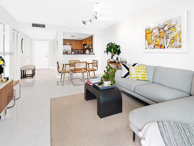 2101 Brickell Ave #1909 — Photo 2