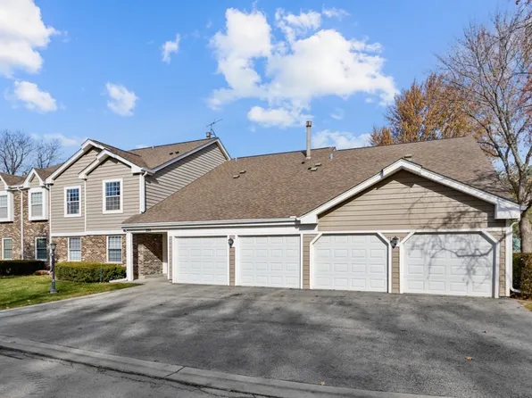 350 Lambert Dr, Schaumburg, IL 60193