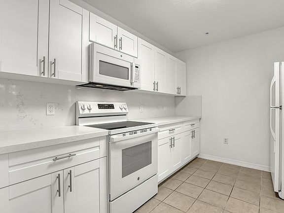 4th image of 1155 Main Street #219