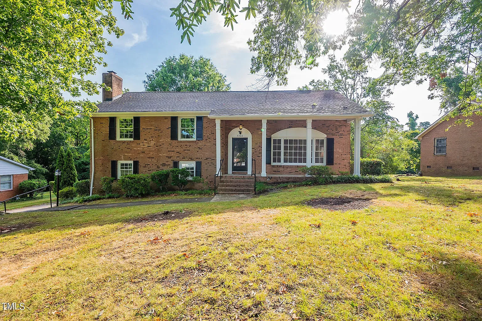 5 bed, 2812 sqft, $2,875 — Photo 1