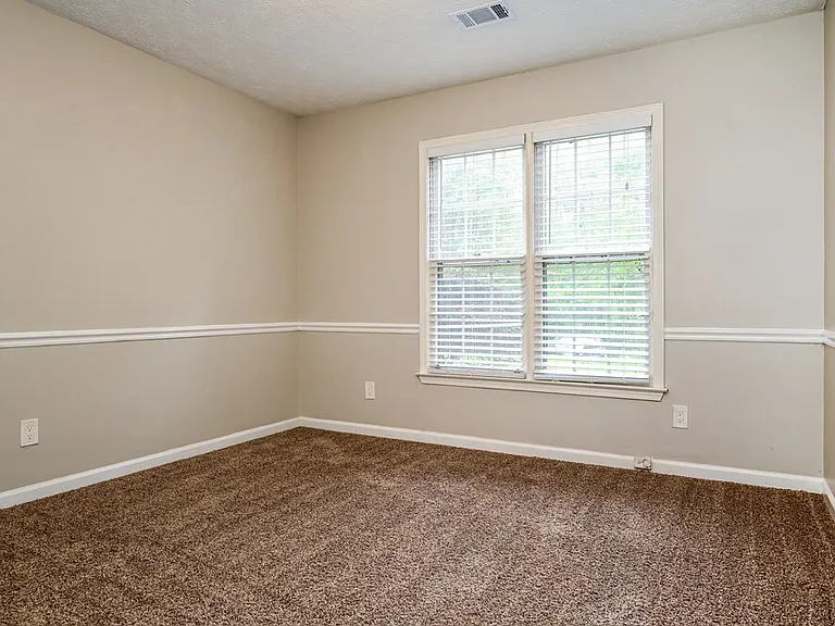 1204 Garden Path SE — Photo 11