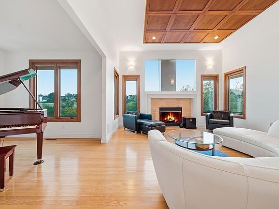 4th image of 10102 Grand Teton Ct