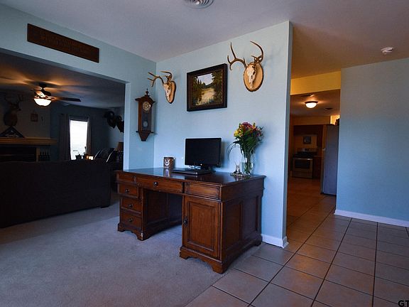 4th image of 4303 Memorial Dr