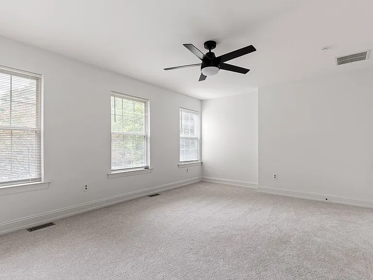 240 Timber Knoll Dr — Photo 19