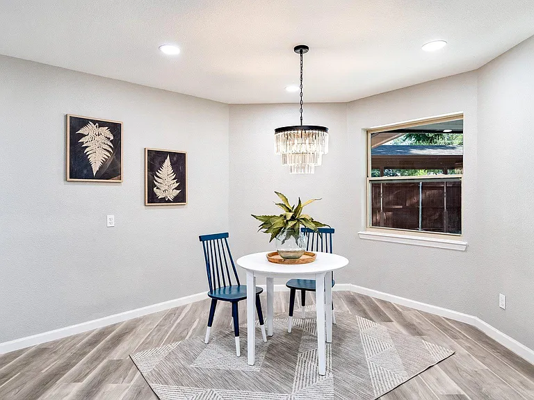 2416 Kimberly Ln — Photo 25