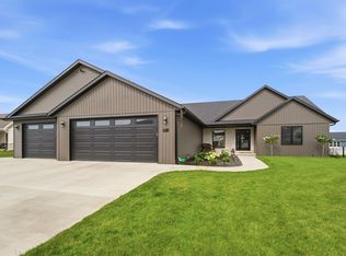 N9263 Laura St, Appleton, WI 54915