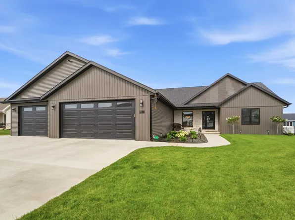N9263 Laura St, Appleton, WI 54915