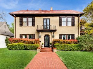 903 Salmon Dr, Dallas, TX 75208