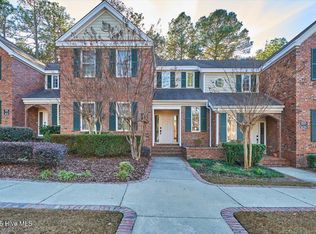 1123 Sandmoore Dr, Southern Pines, NC 28387
