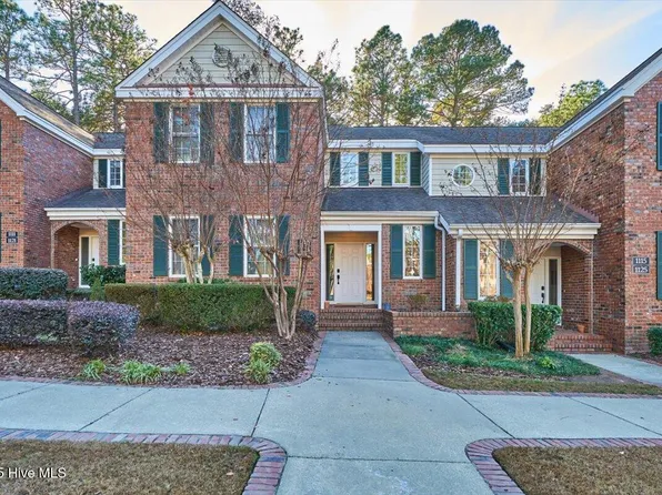 1123 Sandmoore Drive, Southern Pines, NC 28387