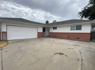418 Lupton St, Manteca, CA 95337