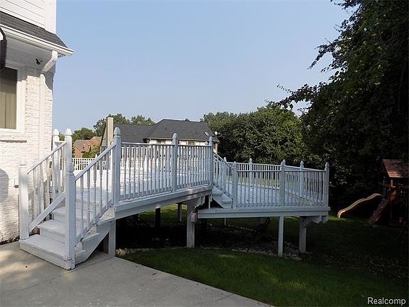 2nd image of 1557 Bartley Ln