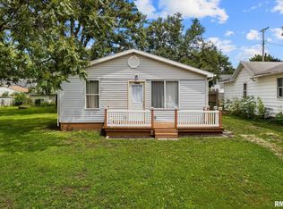 1908 American St, Pekin, IL 61554