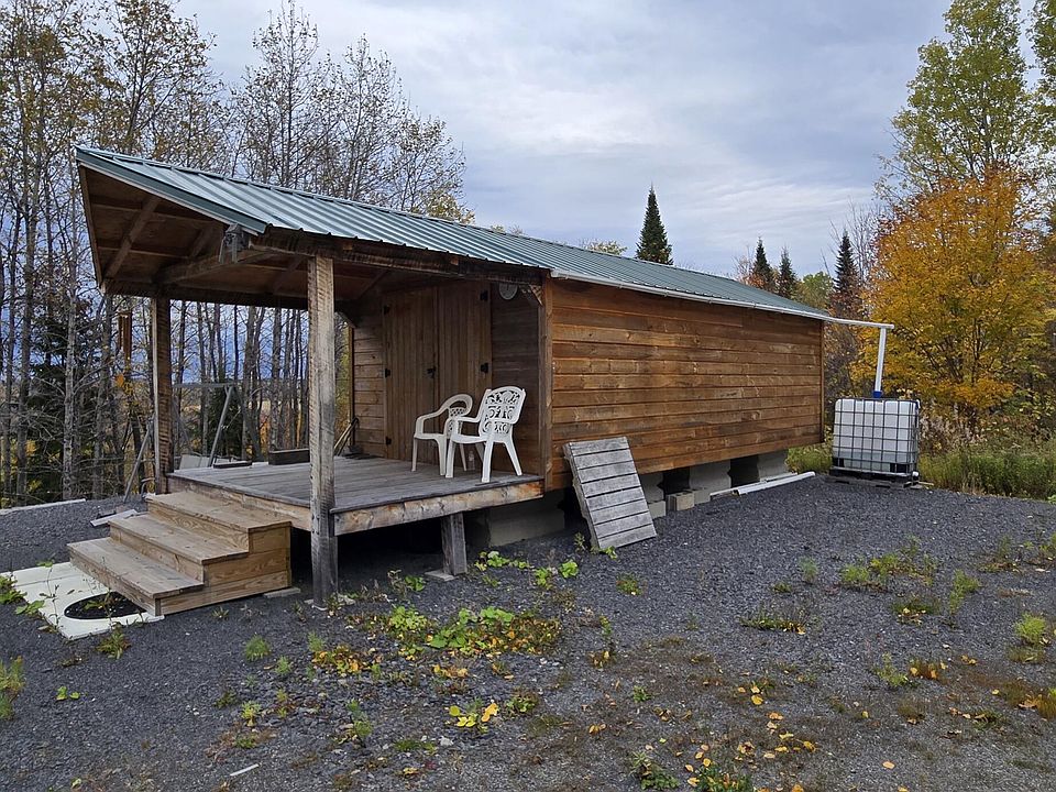 1st image of 1137 Caribou Road