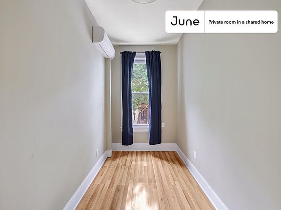 2nd image of 421 36th St #D