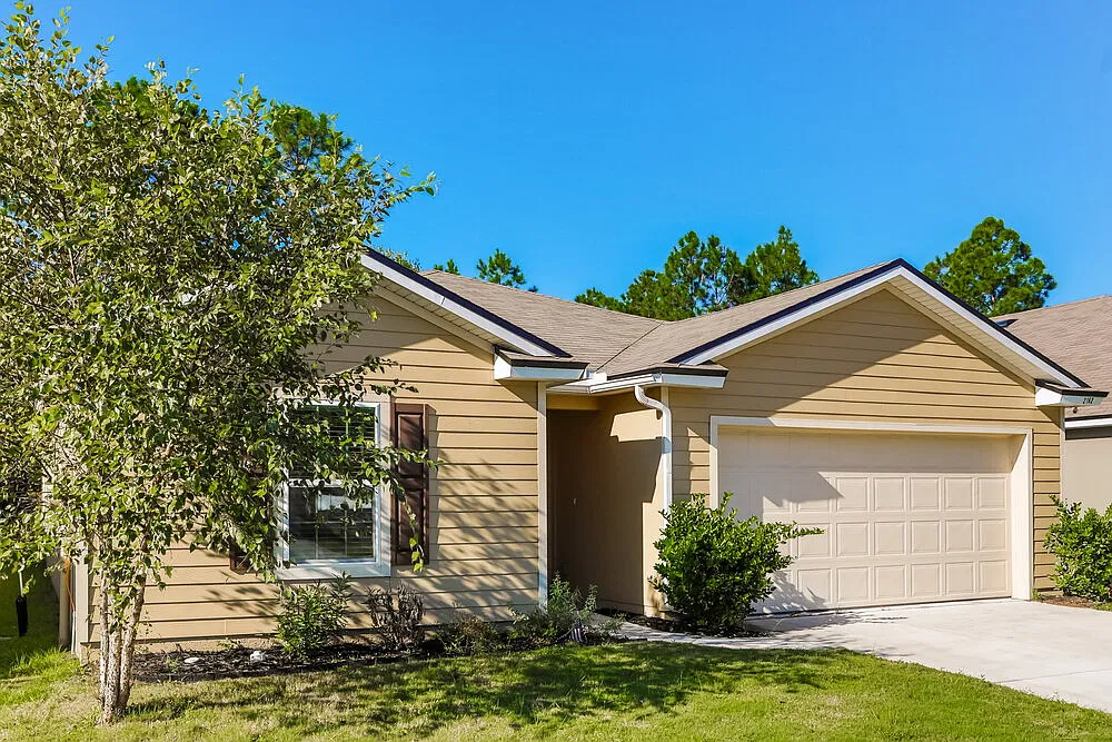 4 bed, 2.0 bath, 1705 sqft, $2,730 — Photo 3