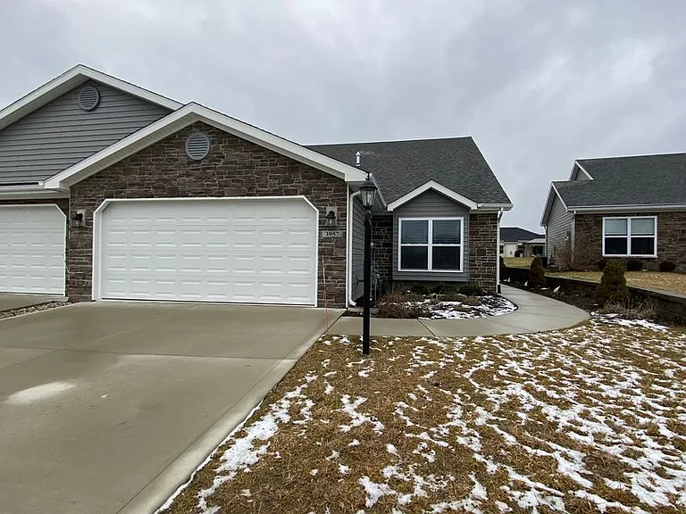 3957 Gussie Ct — Photo 37