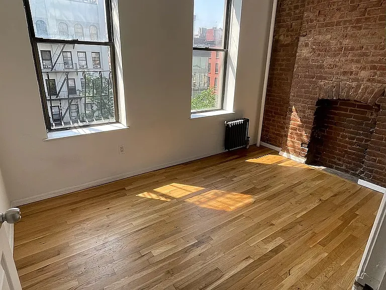 152 8th Ave #4N — Photo 5
